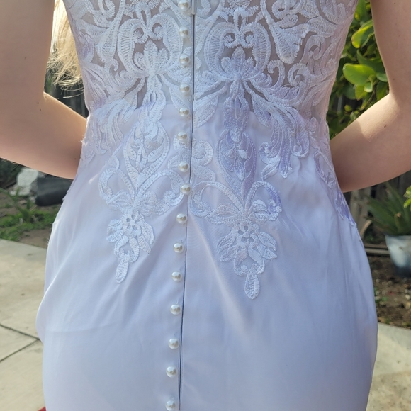 Nice Wedding Dress - Picture 10 of 16